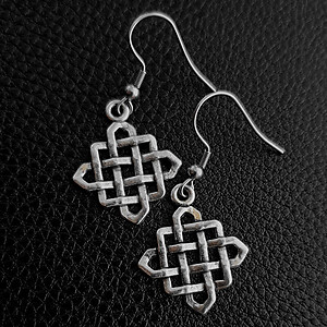 Chinese Infinity Knot Earrings